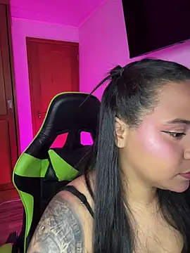 Snapshot of leila_22 chatting on 03/02/26, 07:59 leila 22 online show from 03/02/26, 07:59