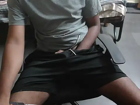 Snapshot of dineshcallboyhyderabad chatting on 11/17/25, 06:46 dineshcallboyhyderabad online show from 11/17/25, 06:46