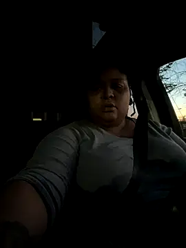 kweenxkarma online show from 11/06/25, 02:23