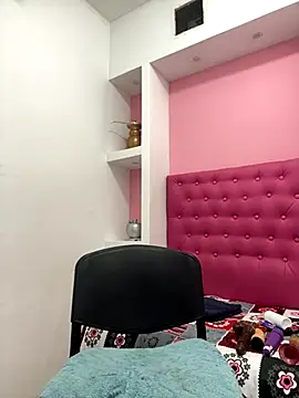 KatrinaQueen1 online show from 11/16/25, 09:59