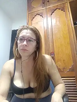 Snapshot of mademonsexy chatting on 05/21/26, 02:18 mademonsexy online show from 05/21/26, 02:18