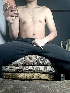 Snapshot of Arabian-B chatting on 12/04/25, 01:42 Arabian-B online show from 12/04/25, 01:42