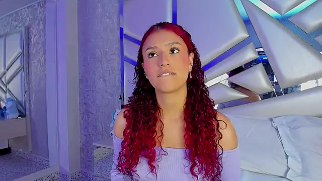 Snapshot of Miia002 chatting on 01/06/26, 11:51 Miia002 online show from 01/06/26, 11:51