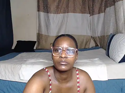 Snapshot of AdelaideT chatting on 07/30/26, 11:37 AdelaideT online show from 07/30/26, 11:37