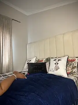 Bustygoddess32 online show from 11/01/25, 12:29