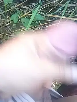 Snapshot of ScrawnyMotor3 chatting on 09/20/25, 07:53 ScrawnyMotor3 online show from 09/20/25, 07:53