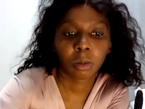 Snapshot of Sexxybella27 chatting on 02/02/25, 05:48 Sexxybella27 online show from 02/02/25, 05:48