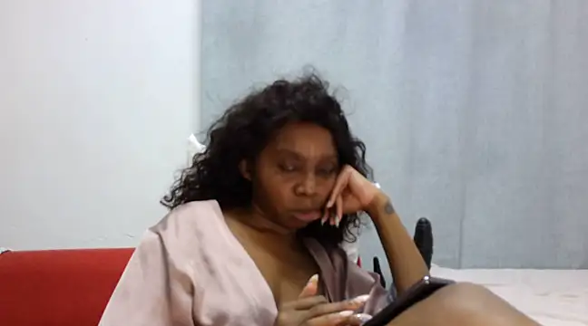 Snapshot of Sexxybella27 chatting on 02/04/25, 07:11 Sexxybella27 online show from 02/04/25, 07:11