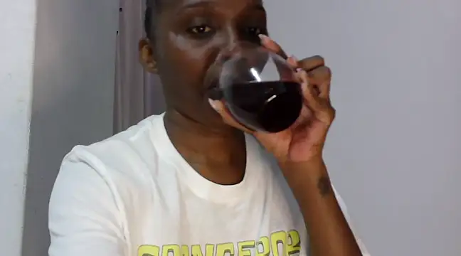 Snapshot of Sexxybella27 chatting on 03/11/25, 06:19 Sexxybella27 online show from 03/11/25, 06:19