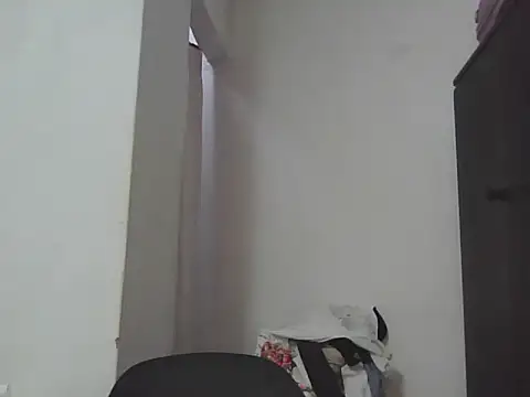 Snapshot of Sexxybella27 chatting on 11/05/25, 08:09 Sexxybella27 online show from 11/05/25, 08:09