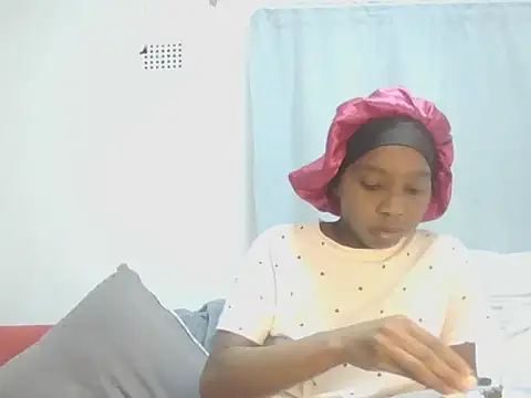 Snapshot of Sexxybella27 chatting on 11/29/25, 11:08 Sexxybella27 online show from 11/29/25, 11:08