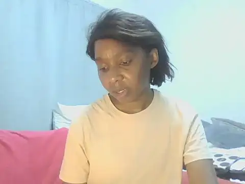 Sexxybella27 online show from 06/17/26, 06:31