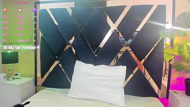 eva loreti online show from 10/03/25, 03:47