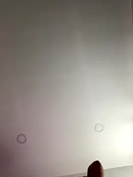 Charlotte cutee18 online show from 10/31/25, 01:06