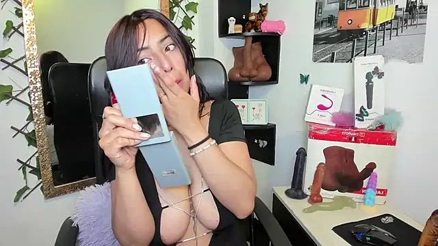 Snapshot of Prety_Nany chatting on 09/29/25, 02:44 Prety Nany online show from 09/29/25, 02:44