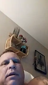 Snapshot of fukurbutt chatting on 01/16/26, 01:37 fukurbutt online show from 01/16/26, 01:37