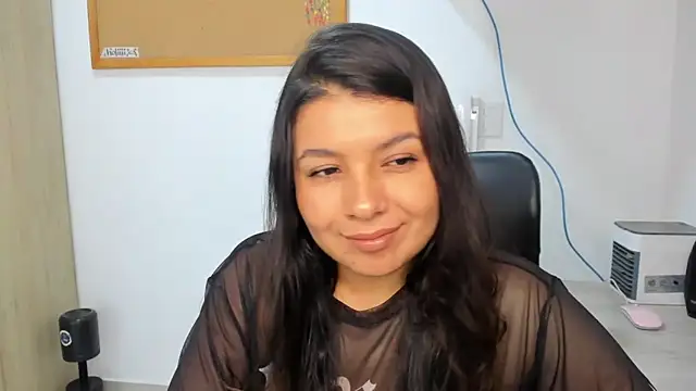 Snapshot of miaa_daniels chatting on 03/01/25, 04:33 miaa daniels online show from 03/01/25, 04:33