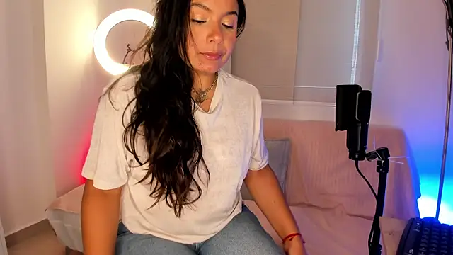 Snapshot of miaa_daniels chatting on 11/22/25, 05:12 miaa daniels online show from 11/22/25, 05:12