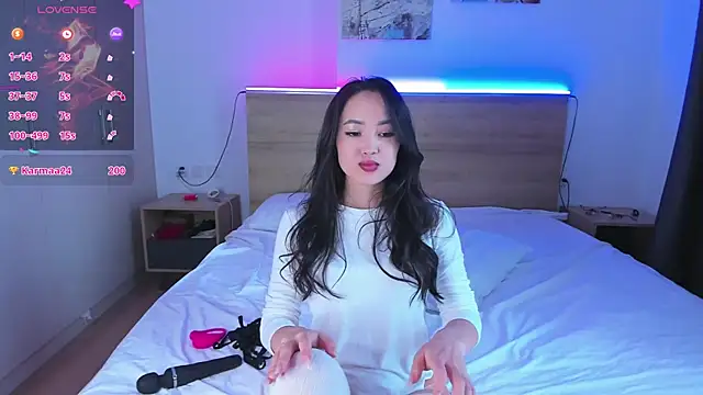 Snapshot of l1lpamp chatting on 12/19/24, 02:34 l1lpamp online show from 12/19/24, 02:34