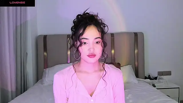 Snapshot of l1lpamp chatting on 09/25/25, 04:54 l1lpamp online show from 09/25/25, 04:54