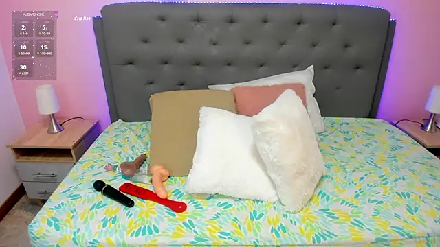 julieth love  online show from 11/28/25, 02:09