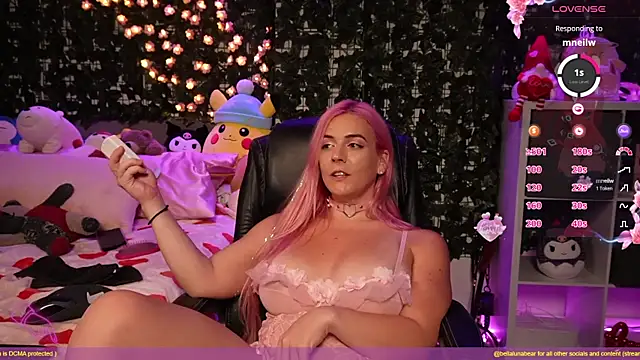 bellalunabear online show from 02/11/25, 02:57