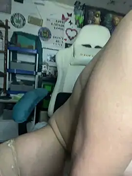 TrenaAnne online show from 03/06/25, 11:31