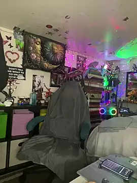 TrenaAnne online show from 03/08/25, 01:28