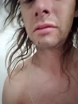 Snapshot of cdressupdiva chatting on 02/04/26, 04:29 cdressupdiva online show from 02/04/26, 04:29