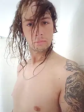 Snapshot of cdressupdiva chatting on 02/06/26, 11:24 cdressupdiva online show from 02/06/26, 11:24