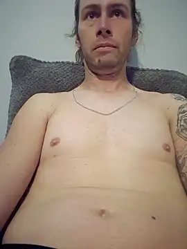 Snapshot of cdressupdiva chatting on 02/07/26, 06:11 cdressupdiva online show from 02/07/26, 06:11