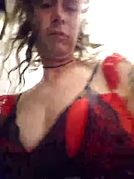 Snapshot of cdressupdiva chatting on 03/08/26, 07:45 cdressupdiva online show from 03/08/26, 07:45