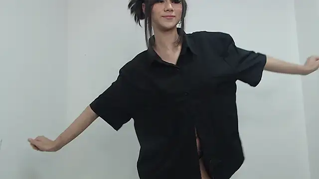 Raven  Blod online show from 04/12/26, 07:41