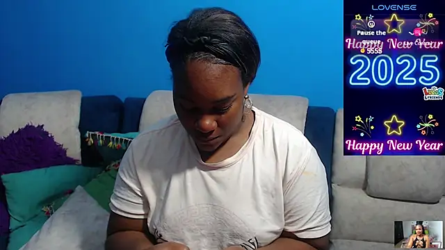 Snapshot of the_pearl199 chatting on 01/30/25, 02:49 the pearl199 online show from 01/30/25, 02:49