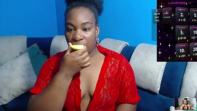 Snapshot of the_pearl199 chatting on 02/28/25, 11:23 the pearl199 online show from 02/28/25, 11:23