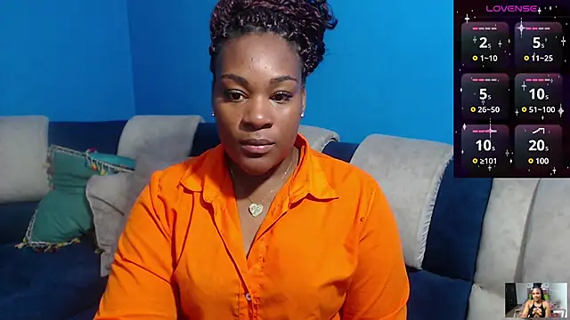 Snapshot of the_pearl199 chatting on 03/10/25, 01:45 the pearl199 online show from 03/10/25, 01:45