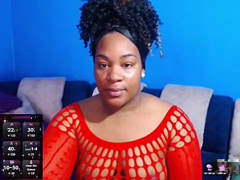 Snapshot of the_pearl199 chatting on 10/21/25, 12:17 the pearl199 online show from 10/21/25, 12:17