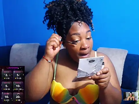 Snapshot of the_pearl199 chatting on 10/22/25, 06:46 the pearl199 online show from 10/22/25, 06:46