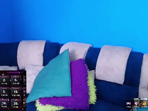 Snapshot of the_pearl199 chatting on 10/23/25, 02:27 the pearl199 online show from 10/23/25, 02:27