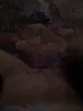 Snapshot of przystojniaczek30 chatting on 12/20/25, 07:21 przystojniaczek30 online show from 12/20/25, 07:21