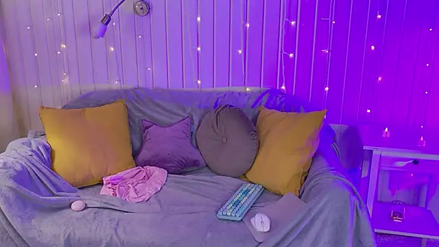 Snapshot of Beatrica_Klein chatting on 03/22/26, 03:59 Beatrica Klein online show from 03/22/26, 03:59