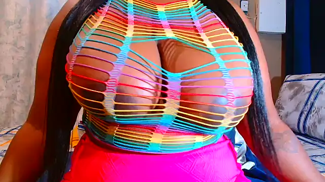 BERNINIBLUSHX89 online show from 11/28/25, 08:33