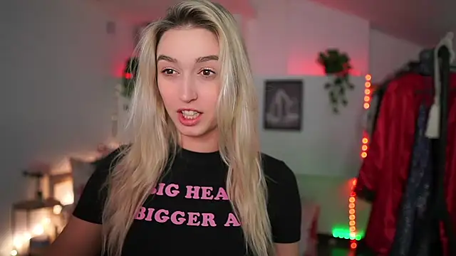 Alexis   Texas online show from 12/10/24, 10:47