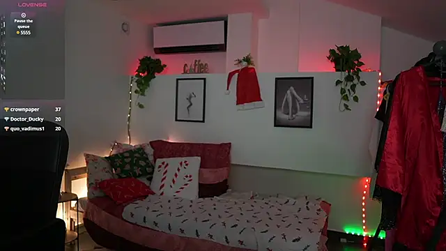 Alexis   Texas online show from 12/14/24, 02:31