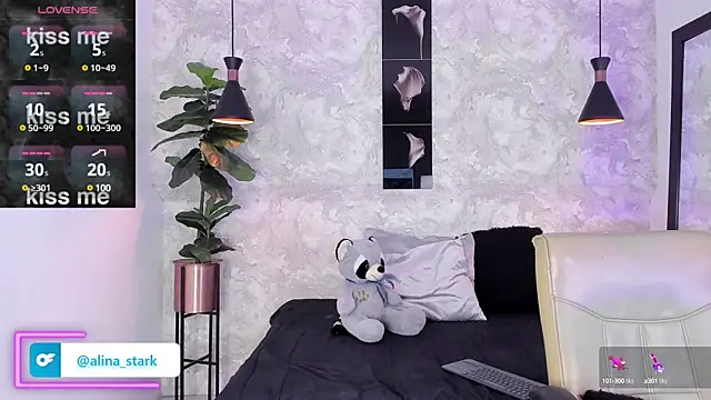 alina stark online show from 02/28/25, 06:41