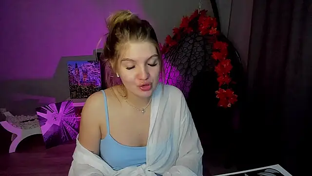 lily williamss online show from 09/28/25, 12:16