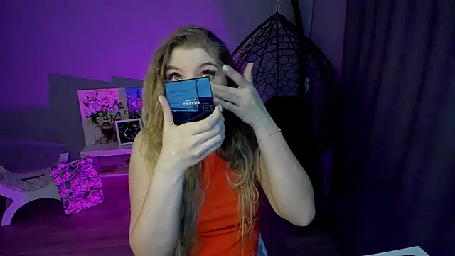 Snapshot of lily_williamss chatting on 02/07/26, 12:14 lily williamss online show from 02/07/26, 12:14