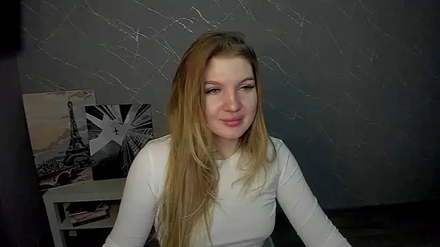 Snapshot of lily_williamss chatting on 03/07/26, 12:18 lily williamss online show from 03/07/26, 12:18