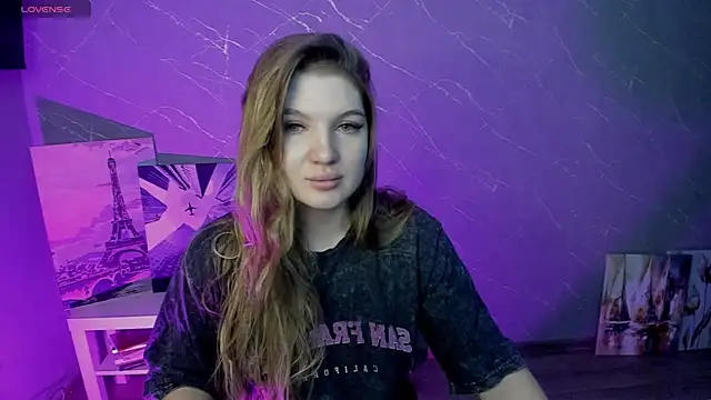 Snapshot of lily_williamss chatting on 03/10/26, 12:15 lily williamss online show from 03/10/26, 12:15