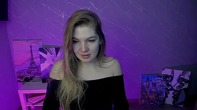 Snapshot of lily_williamss chatting on 04/20/26, 12:24 lily williamss online show from 04/20/26, 12:24